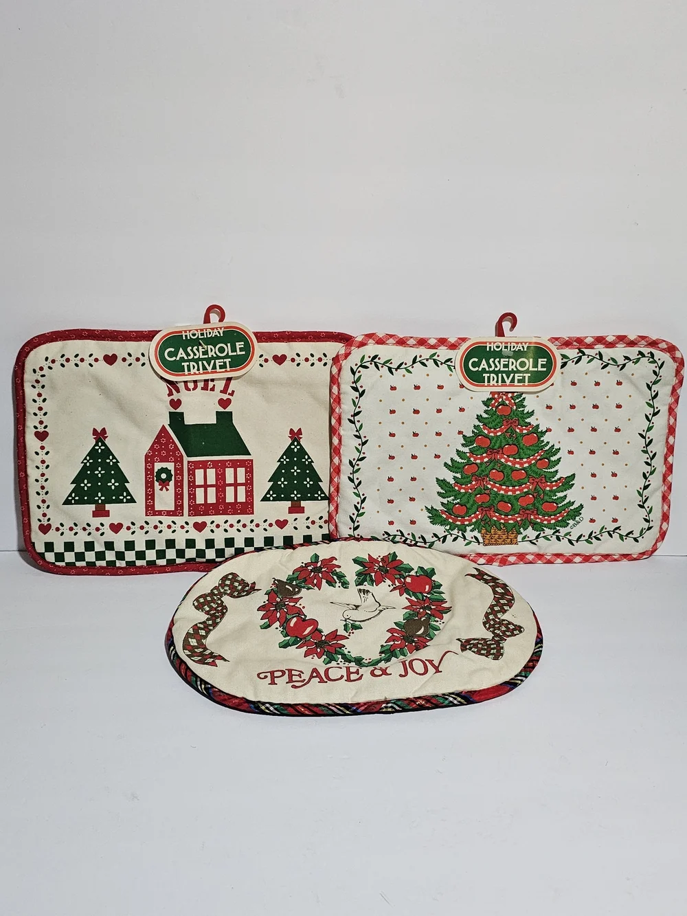 Vintage Tuesday Morning Christmas Holiday Fabric Trivet Pads Lot of 3 Holders